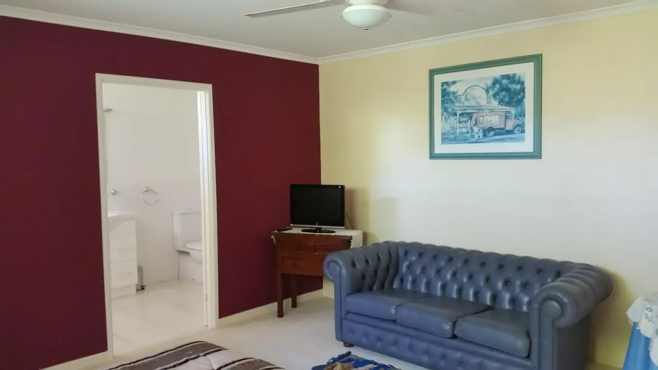 مبيت وإفطار Ninderry هيلتوب ذا هايد أواي